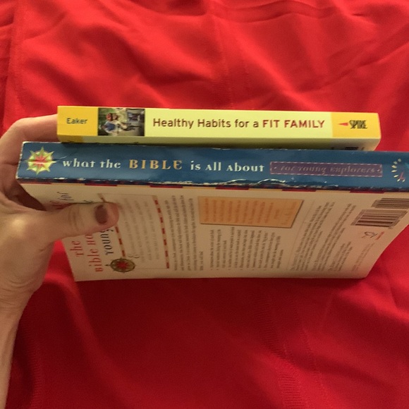 🎉 10/$30!  FAMILY BOOK BUNDLE - Picture 5 of 7